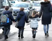 Air Pollution Slows Lung Growth in UK Children, Study Finds