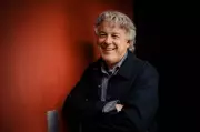Alan Davies on Comedy, Cancer, and Confronting His Past
