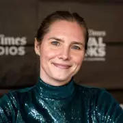 Amanda Knox Defends Edinburgh Fringe Gig Amid Backlash Critics Call Offensive