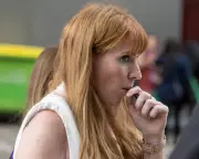 Angela Rayner Quits Vaping: A Political Sacrifice or a Signal?