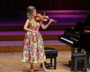 Anne-Sophie Mutter Review: Star Violinist Celebrates 50 Years in Brilliant Style