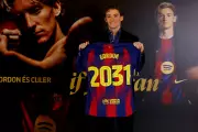 Anthony Gordon seals five-year Barcelona deal in £69.3m Newcastle exit