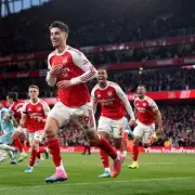 Arsenal Edge Burnley to Stand One Game from Premier League Title
