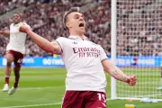 Arsenal Edge West Ham 1-0 to Take Huge Step Towards Premier League Title