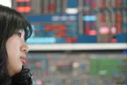 Asian Shares Mixed as AI Hype Fades and Geopolitical Worries Linger