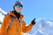 Australian Climber's 60-Day Everest Bid Driven by Personal Loss