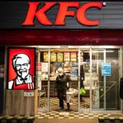 Brit Visits 'World's Best KFC' in Jamaica, Spends £121 on Meal