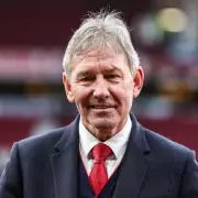 Bryan Robson Tells Man Utd to Hire Michael Carrick Immediately