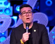 Burnham Sparks Labour Anger Over Cross-Party Rally Appearance with Greens