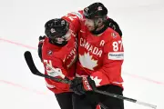 Canada Edges USA in World Championship Quarterfinal Thriller