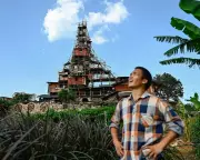 Chinese Authorities Demolish Man's 10-Storey Homemade Tower