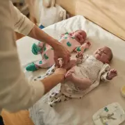 Dad Discovers His Twin Daughters' Names Come from a Card Game, Sparks Row