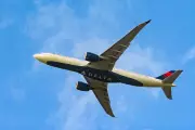 Delta Flight Diverts to Paris After Mid-Air Engine Issue