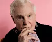 Derek Jacobi on Ageing, Aids, and Failing to Boil an Egg