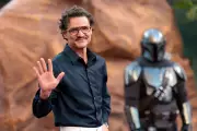 Disney Criticized for 'Extremely Fake' Pedro Pascal Mandalorian Stunt