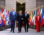 European Leaders Consider Plan B for Security Amid Trump's Nato Tantrums
