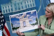 FAA Probes Trump's 250-Foot Arch Near Reagan Airport