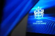 FTSE 100 Edges Up and Oil Sinks Amid Hopes for US-Iran Peace