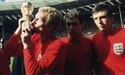 Geoff Hurst to Toast Bobby Moore in Big Tribute Event