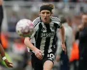 Gordon Could Leave Newcastle as Howe Hints at Exit Amid Bayern Interest