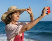 Hot Divorcee Summer: Embrace Big Hats, Hot Sex, and Don't-Care Energy