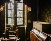 Hunger and Thirst Review: Social Realism Meets Gothic Horror