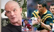 Ian Roberts Shuts Down Homophobic Teammate in the Shower