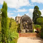 Idyllic UK Walk with Castle Views and Award-Winning Gardens Like a Fairytale