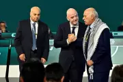 Infantino's Israel-Palestine Handshake Attempt Backfires at FIFA Congress