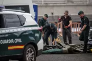 Inside the Military-Style Operation to Disembark Hantavirus Cruise Ship in Tenerife