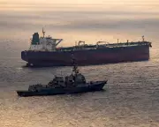 Iran Guards Threaten US Sites in Middle East Over Tanker Attacks