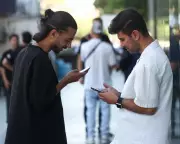 Iran's Internet Returns After 88 Days, Met With Anger and Distrust
