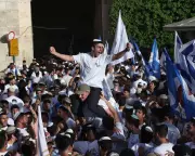 Israeli Nationalists Chant 'Death to Arabs' in Jerusalem Day March