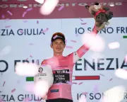 Jonas Vingegaard Seizes Giro d'Italia Lead with Third Stage Win