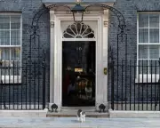 Keir Starmer Remains UK PM Despite Calls to Step Down