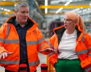 Labour MPs Urge Bolder Economic Action in Veiled Attack on Starmer