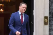 Labour Turmoil: Streeting Leadership Bid Sparks Party Infighting