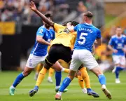 Le Bris Slams 'Hard to Digest' Red Card for Hair Pull as Sunderland Draw