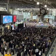 London Commuters Face Major Delays at Waterloo and Euston Stations