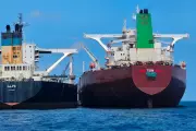 Malaysia Admits Limited Capacity to Halt Iranian Oil Transfers Off Coast