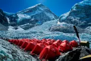 Mount Everest Season Opens Late as Climbers Brave Ice Block and High Costs