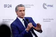 Newsom Defends Confrontational Style After Maher Compares Him to Trump