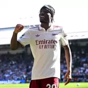 Noni Madueke Demands Arsenal Go All Out for Champions League Glory