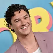 Off Campus Star Belmont Cameli's Girlfriend: Meet TV Writer Raina Morris