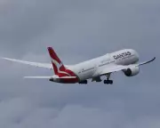 Passenger Banned from Qantas After Biting Flight Attendant on Melbourne-Dallas Flight