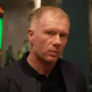 Paul Scholes Stands Firm on Arsenal Criticism Despite Ian Wright's Laughter