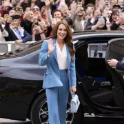 Princess of Wales Greeted by Thousands on First Overseas Trip in 3.5 Years