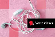Readers Divided Over Wired Headphone Comeback Trend