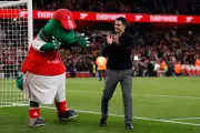 Resolute Arsenal Edge Burnley 1-0, Premier League Title Now Within Reach