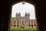 Royal Guards Probed for Sleeping on Duty at Windsor Castle